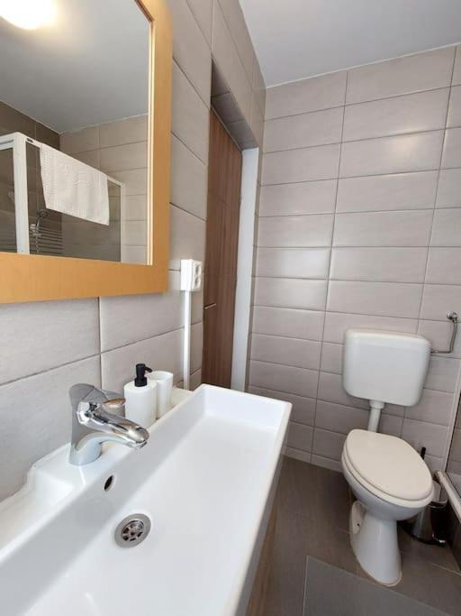 Sweet Dreams Suites Panoramic Studio Zodiac Dorobanti Bucureşti Eksteriør bilde